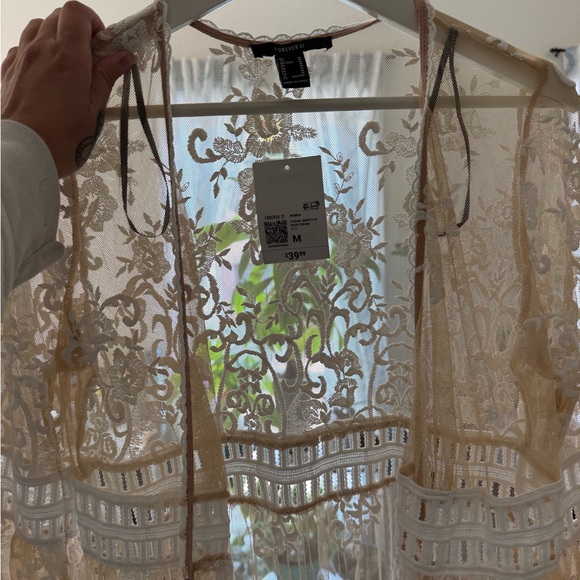 Stevie Nicks NWT *Forever 21 Elegant Sheer Lace Kimono- Really Pretty - Picture 9 of 16
